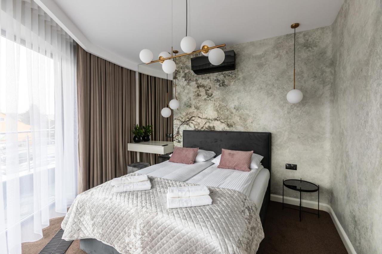 Apartamenty Green Place Kanczuga ภายนอก รูปภาพ